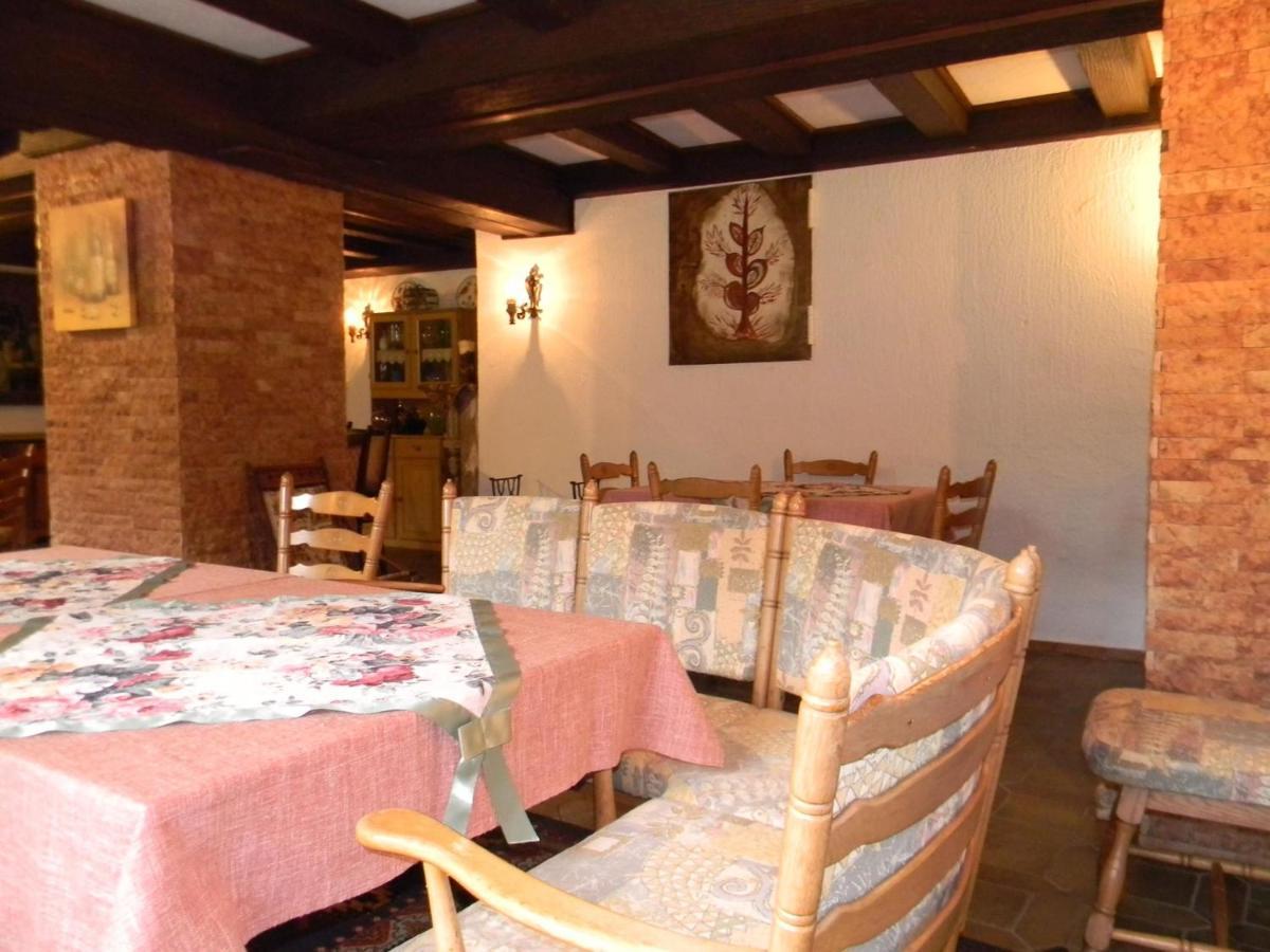 Bed and Breakfast Gastehaus Am Calmont à Ediger-Eller Extérieur photo