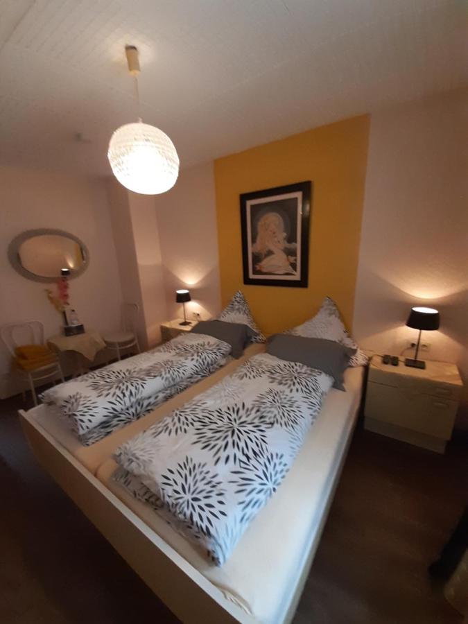 Bed and Breakfast Gastehaus Am Calmont à Ediger-Eller Extérieur photo